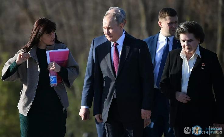 Президент Путин прибыл в Саратовскую область
