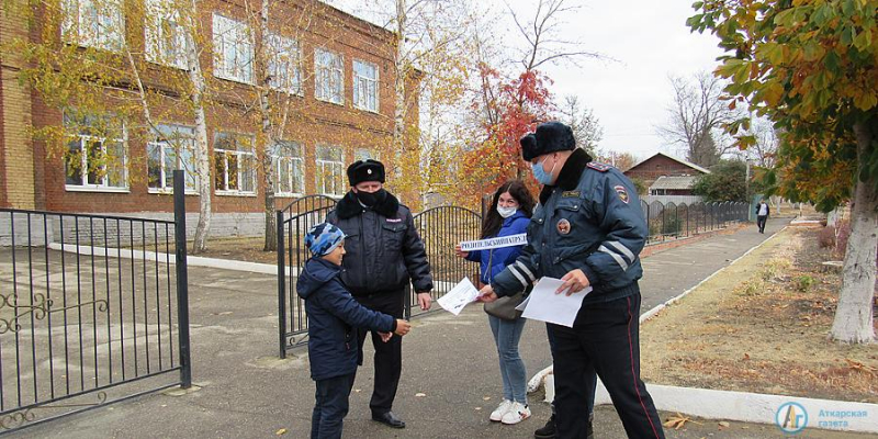 «Родительский патруль» и полицейские посчитали «ярких» детей 