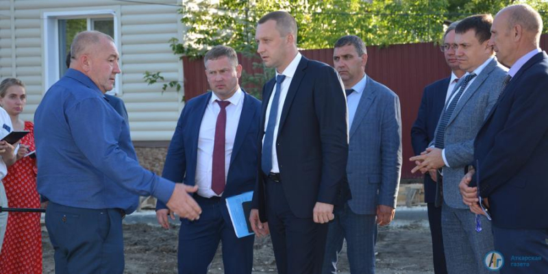 Роман Бусаргин: Аткарск получит 20 млн. рублей на ремонт тротуаров