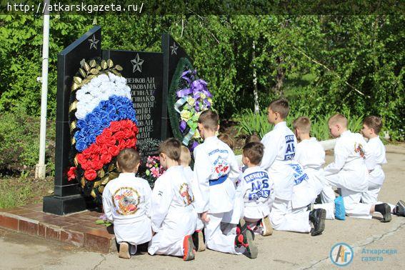 С медалями по рукопашному бою вернулись аткарчане из Красного Кута