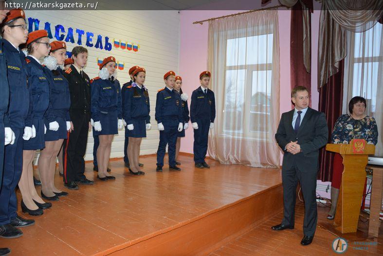 С профессиональным праздником кадетов класса МЧС поздравил глава района (ФОТО)