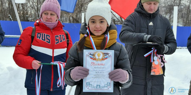 Самым быстрым конькобежцам вручили абонементы на каток