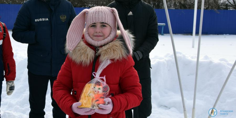 Самым быстрым конькобежцам вручили абонементы на каток