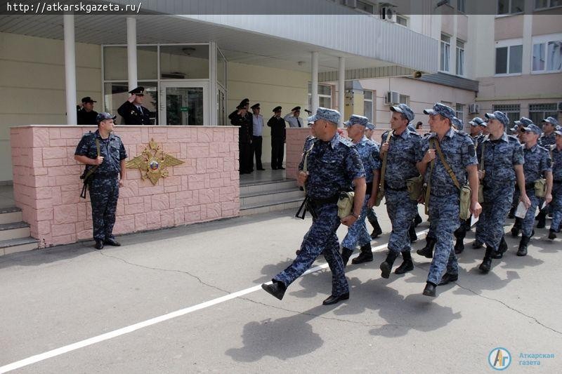 Сегодня аткарчане в составе сводного отряда саратовской полиции вернулись домой