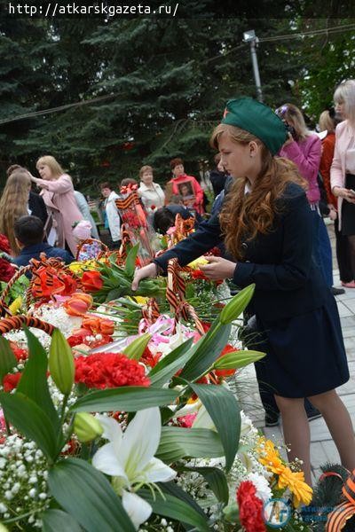 Сегодня Аткарск оделся в солдатские пилотки (ФОТО)