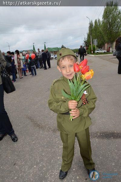 Сегодня Аткарск оделся в солдатские пилотки (ФОТО)