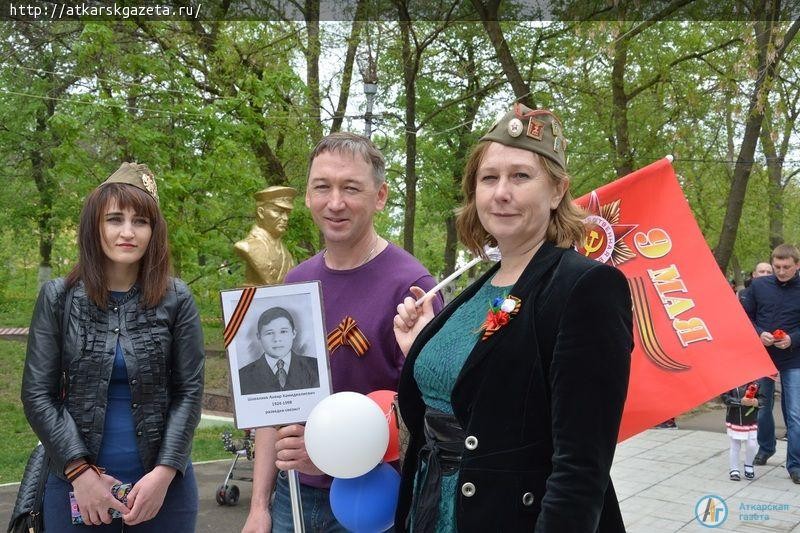 Сегодня Аткарск оделся в солдатские пилотки (ФОТО)