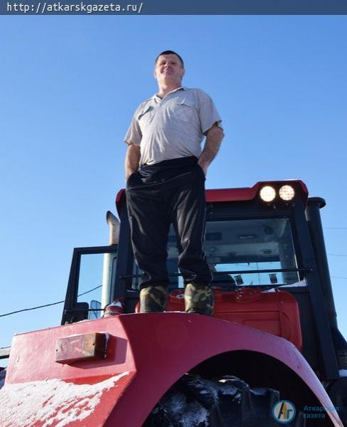 Сегодня днем на борьбу со снегом вышли 9 единиц спецтехники