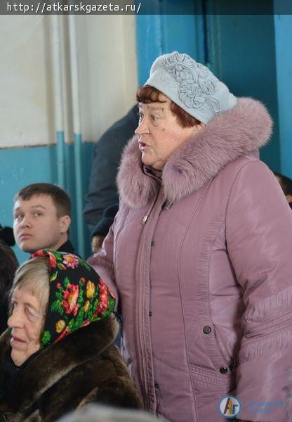Сегодня глава района Виктор ЕЛИН встретился с жителями села Озерное (ФОТО)