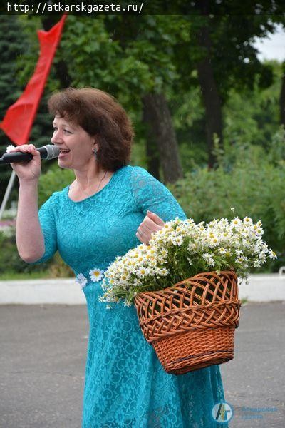 Сегодня на площади Звезд состоялось открытие Доски почета «Лучшие семьи Аткарского района» (ФОТО)