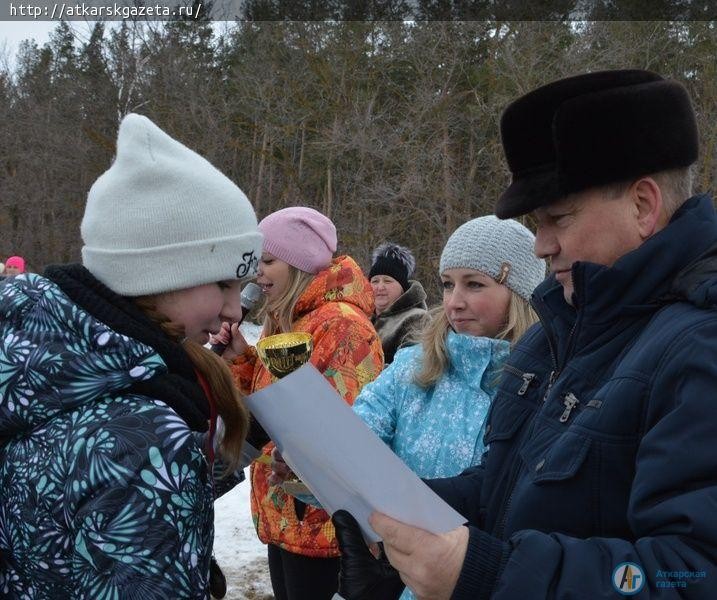 Сегодня на старт лыжных соревнований вышли 219 школьников (ФОТО)