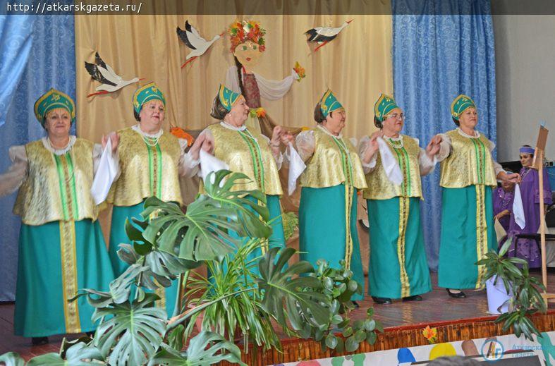 Сегодня песнями и шутками с Днем села поздравили Прокудино (ФОТО)
