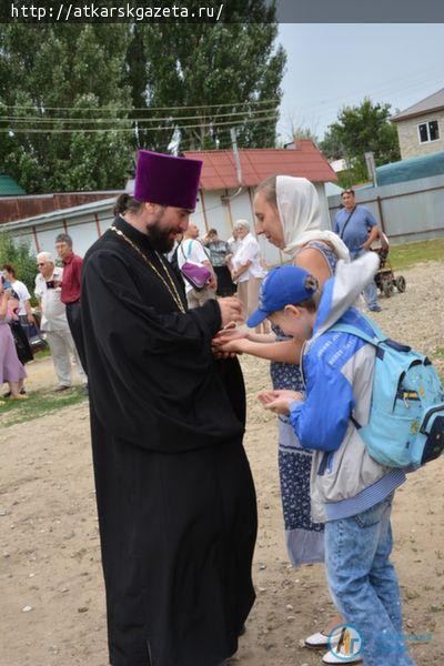 Сегодня Петропавловский храм отмечает престольный праздник (ФОТО)