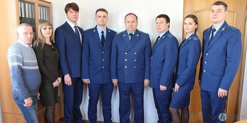 Сегодня сотрудники прокуратуры отмечают профессиональный праздник