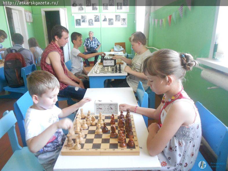 Шахматный турнир собрал поклонников самой интеллектуальной игры (ФОТО)