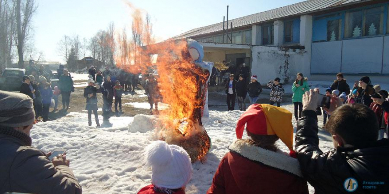 Широкая масленица порадовала около 150 жителей Лопуховки