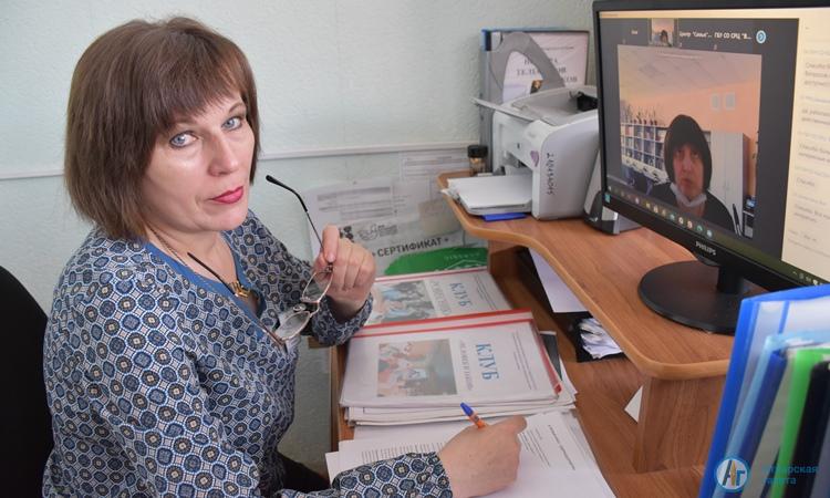 Специалисты КЦСОН осваивают новые практики