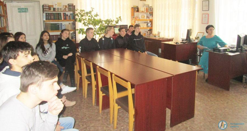 Студентам колледжа рассказали о женщинах-воинах