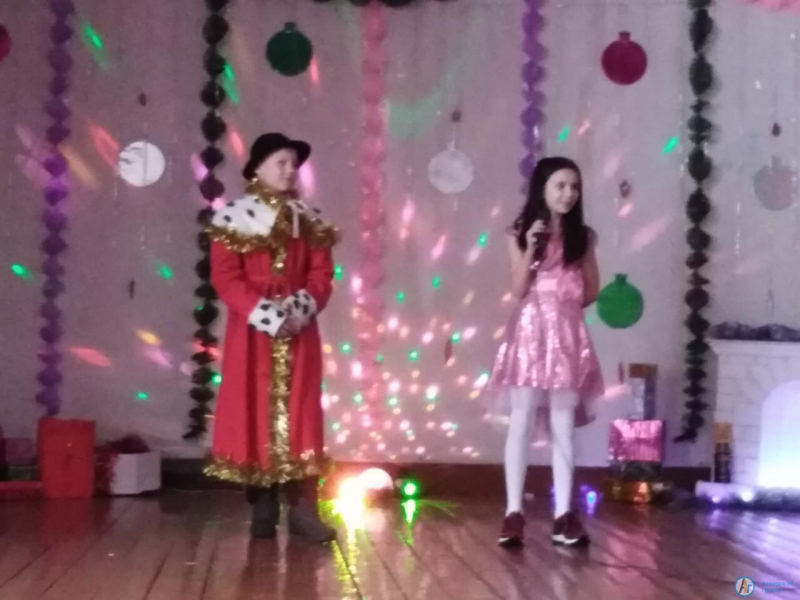 «Сударушка» организовала новогодние посиделки