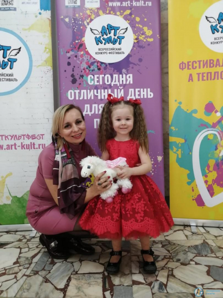 Трехлетняя аткарчанка победила во Всероссийском вокальном конкурсе