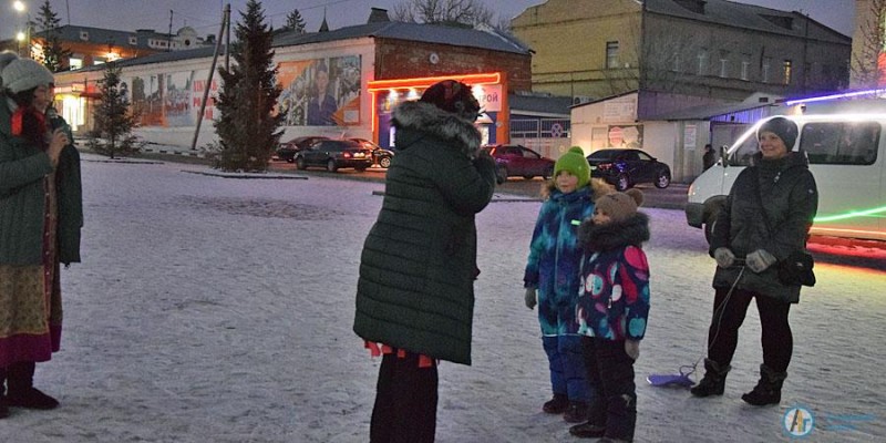 В Аткарск приехали любимые новогодние герои