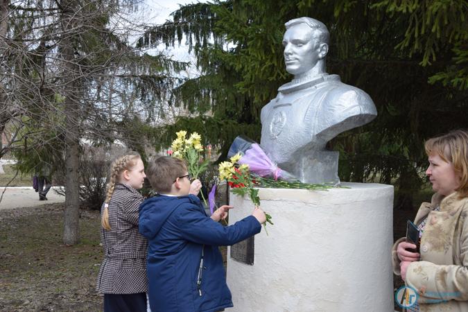 В Аткарске для школьников прошла космическая зарядка