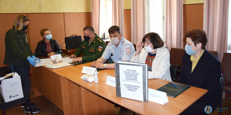 В Аткарске начала работу призывная комиссия 