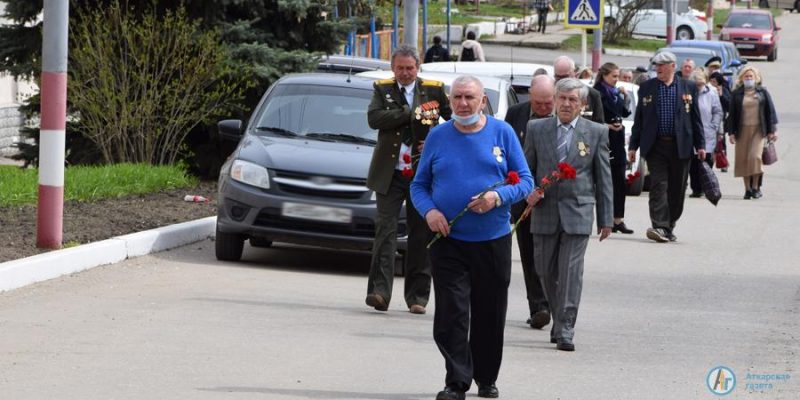В Аткарске наградили 13 ликвидаторов аварии на Чернобыльской АЭС 