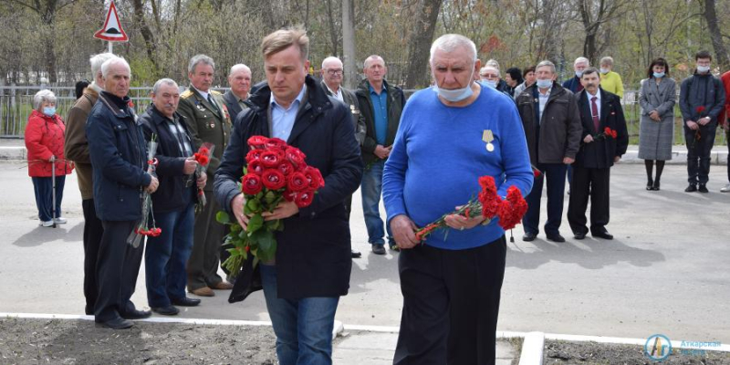 В Аткарске наградили 13 ликвидаторов аварии на Чернобыльской АЭС 