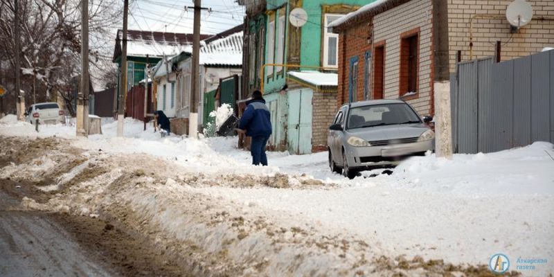 В Аткарске не расчищены менее 25% улиц и тротуаров