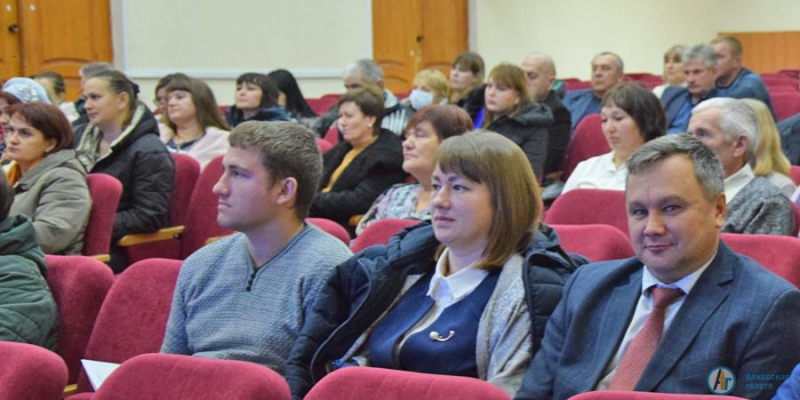 В Аткарске общественников учили правильно проявлятьинициативу