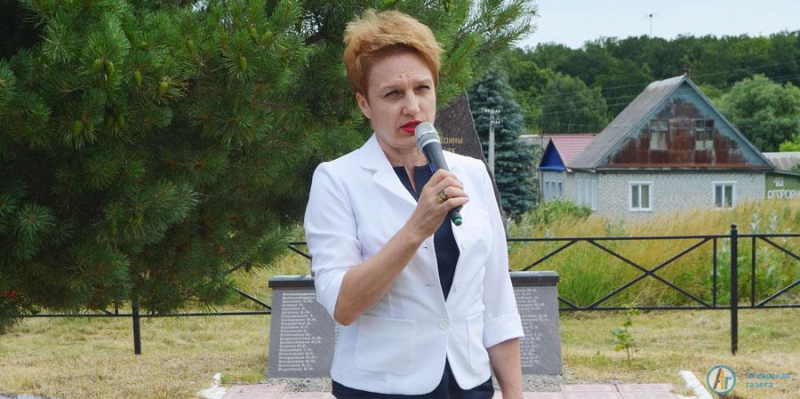 В Аткарске память павших в годы войны почтили минутой молчания 