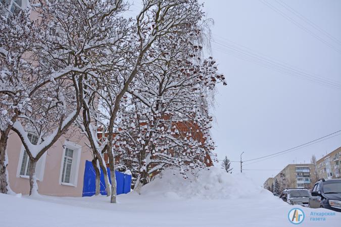 В Аткарске выпала месячная норма снега