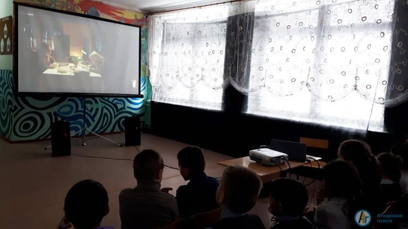 В Аткарском  районе смотрят художественные фильмы о войне 