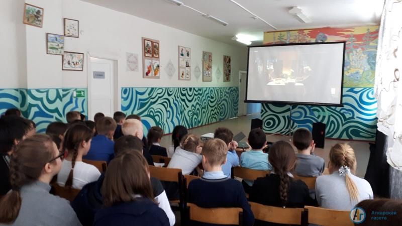 В Аткарском  районе смотрят художественные фильмы о войне 