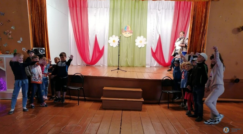 В Большой Екатериновке школьники участвовали в веселых состязаниях