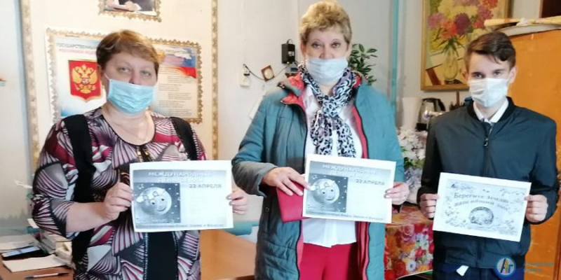 В Большой Екатериновке субботником руководил дублер