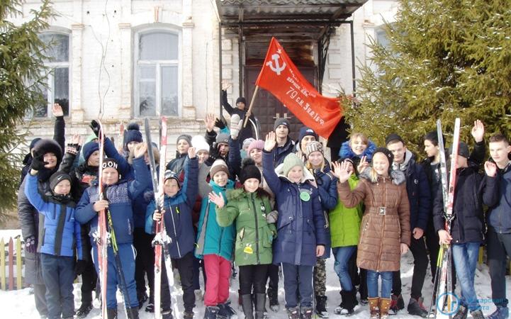 В Даниловке знамя "Зарницы" вручили команде "зеленых"