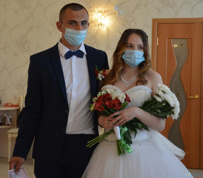 В День семьи в Аткарске две пары объявили себя супругами