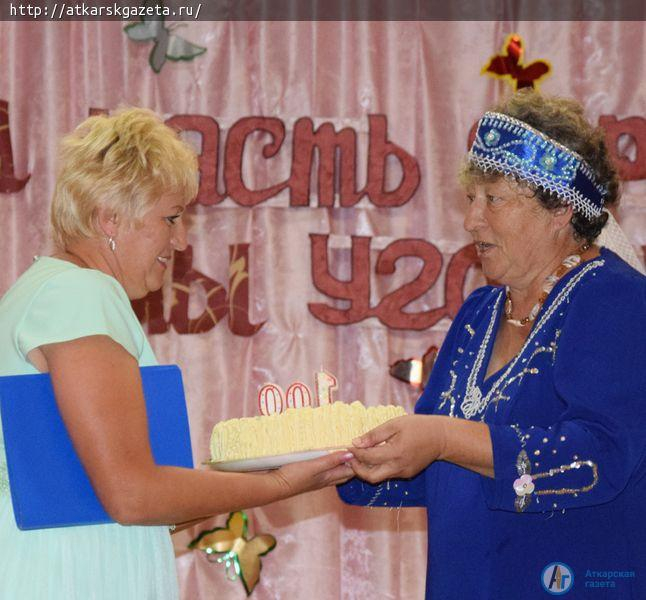 В Елизаветино отметили 100 лет со дня рождения села