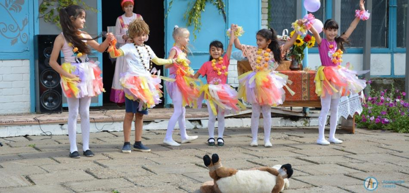 В Елизаветино потешками да песнями отметили День села