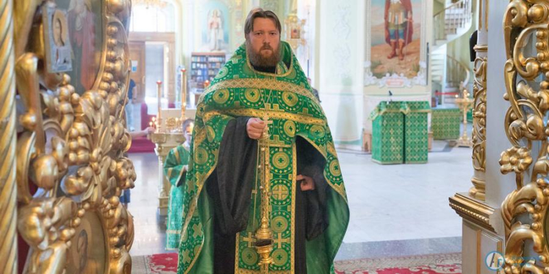 В Ершовском храме  приступил к службе новый настоятель