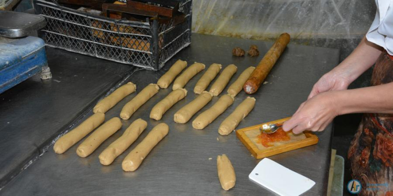 В фирменные аткарские пряники кладут начинку из черемухи