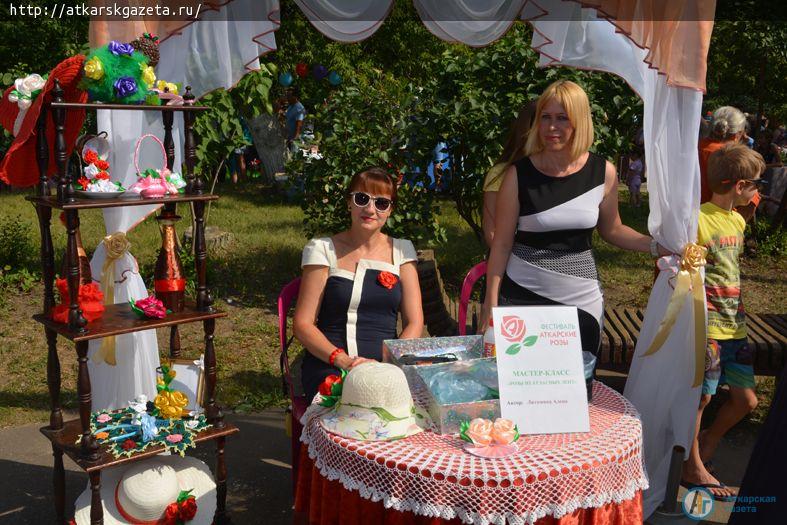 В «Городе мастеров» ковали монеты и крутили гончарный круг (ФОТО)