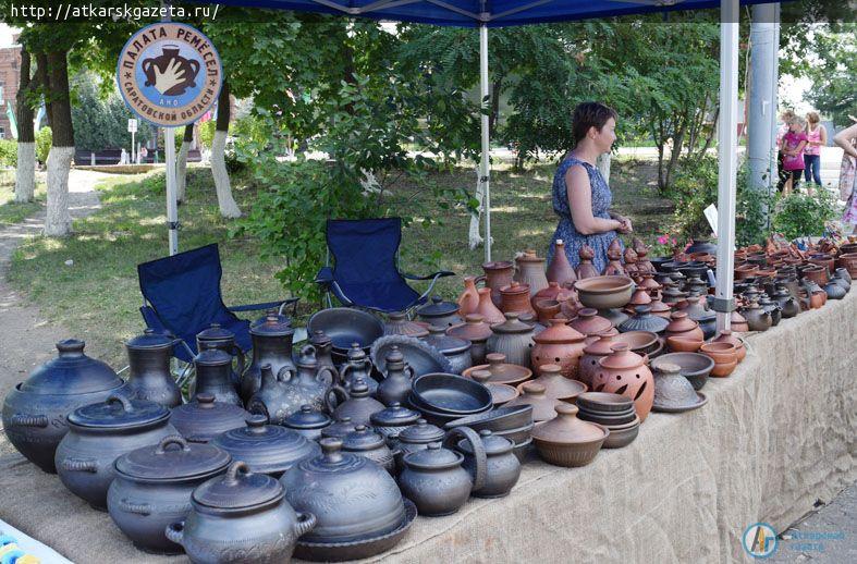 В «Городе мастеров» ковали монеты и крутили гончарный круг (ФОТО)
