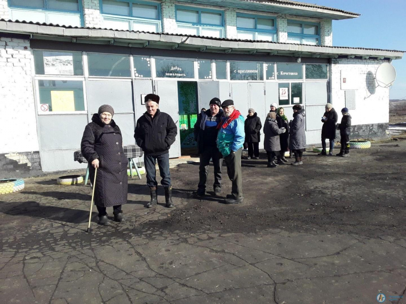 В Кочетовке дружно помогали Бабе Мороз отыскать своего Деда