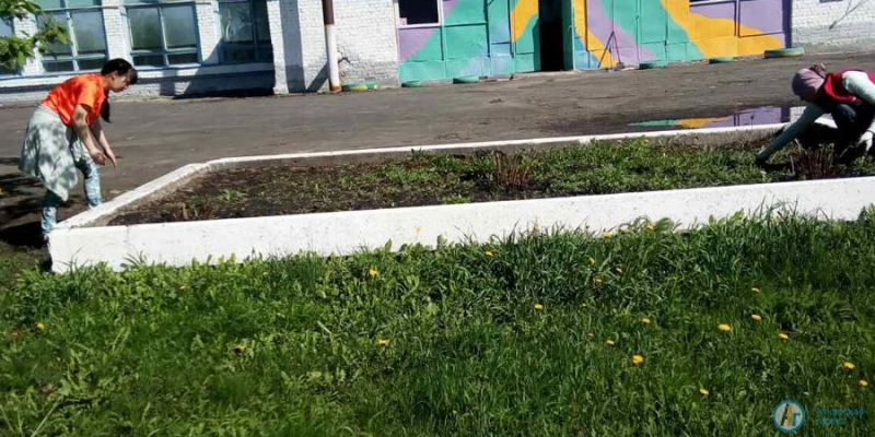 В Кочетовке прошел поэтический субботник