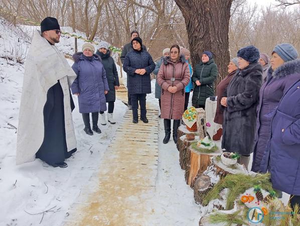 В Крещенский сочельник в Даниловке впервые освятили родник 