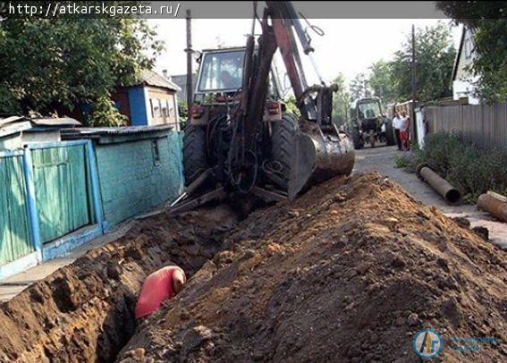В Лопуховке частями переложили водопровод