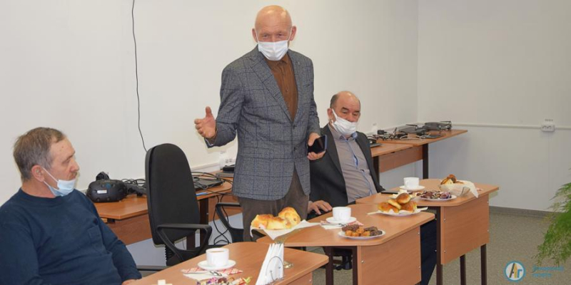 В Лопуховской школе будут готовить механизаторов